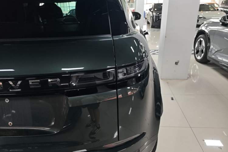 Used Land Rover Range Evoque 2021 Range Rover Velar 249 PS R-Dynamic HSE Luxury Edition Right Rear Taillight
