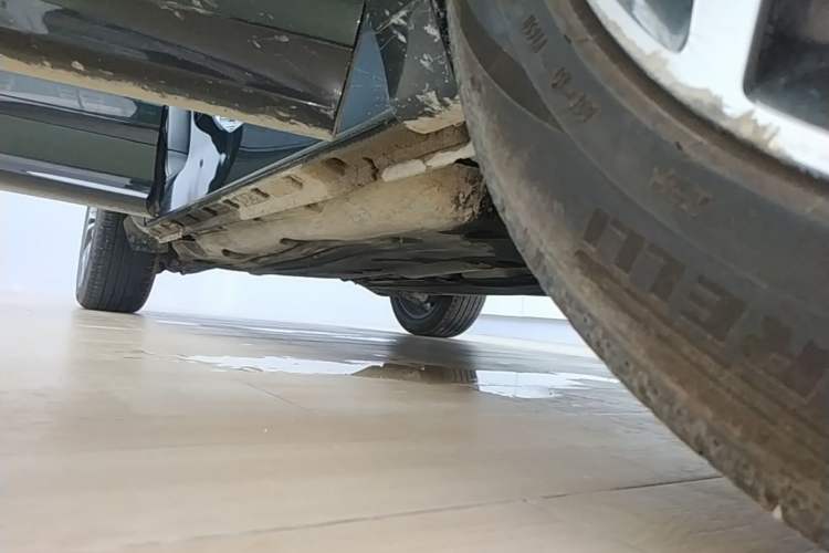 Used Land Rover Range Evoque 2021 Range Rover Velar L 249PS R-Dynamic First Edition Right Side Sill