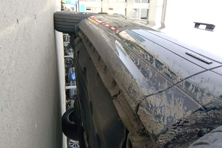 Used Land Rover Range Evoque 2021 Range Rover Velar L 249PS R-Dynamic First Edition Right Side Sill