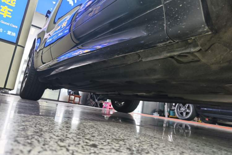 Used Land Rover Range Evoque 2021 Range Rover Velar L 249PS R-Dynamic First Edition Right Side Sill