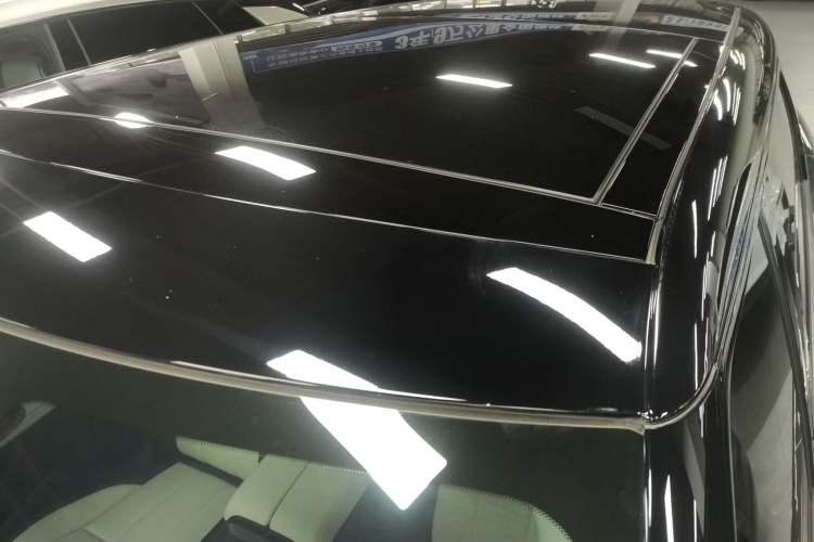 Used Land Rover Range Evoque 2021 Range Rover Velar 249 PS R-Dynamic HSE Luxury Edition Roof
