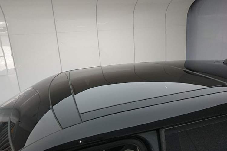 Used Land Rover Range Evoque 2021 Range Rover Velar L 249PS R-Dynamic First Edition Roof