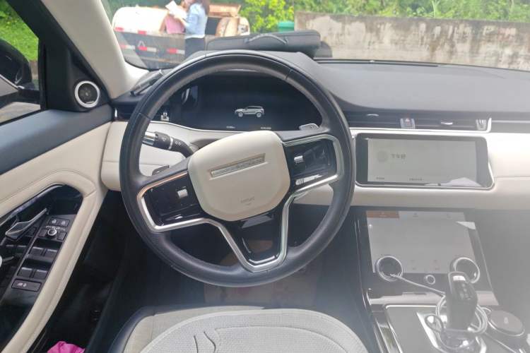 Used Land Rover Range Evoque 2021 Range Rover Velar L 249PS R-Dynamic First Edition Steering Wheel