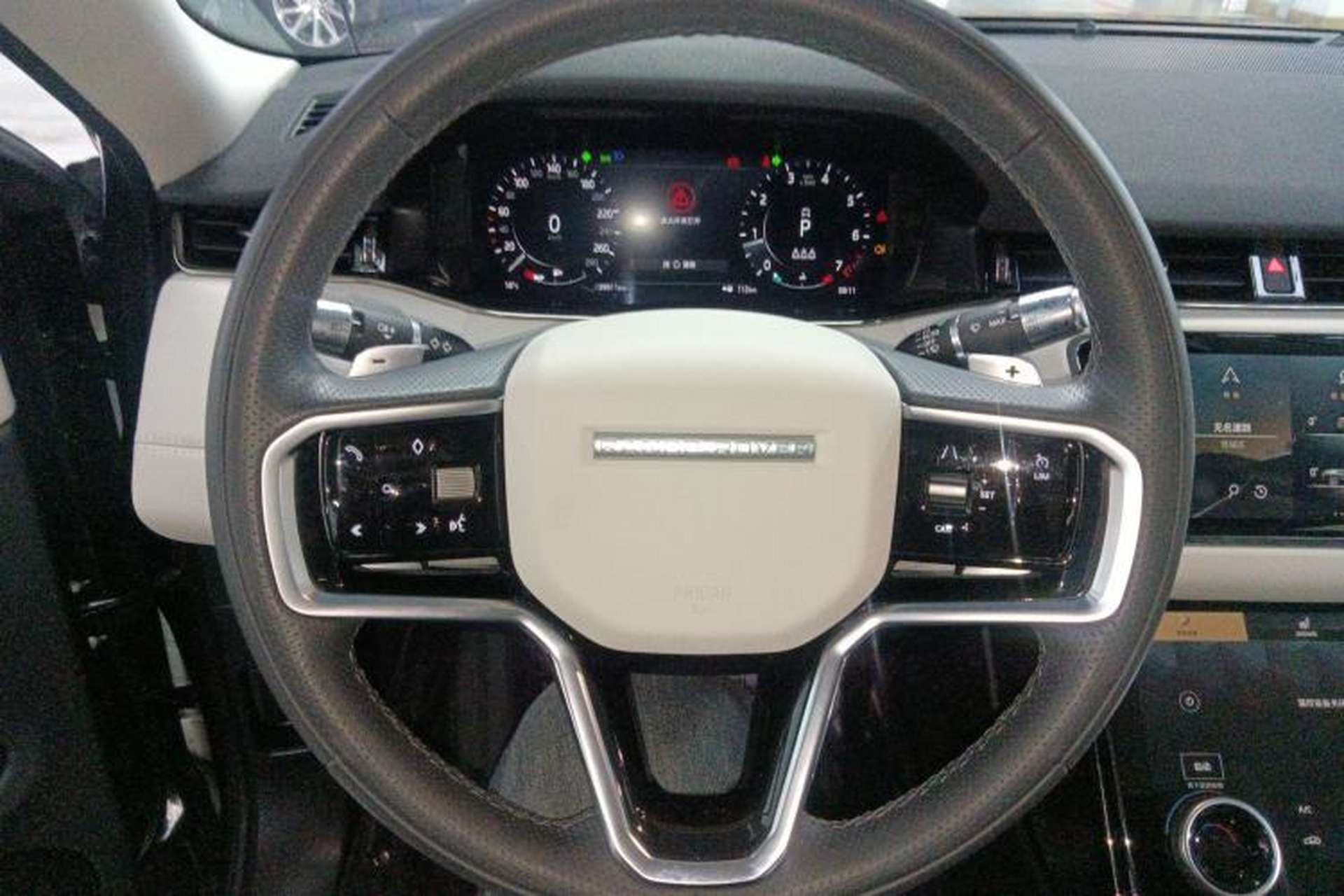 Used Land Rover Range Evoque 2021 Range Rover Velar L 249PS R-Dynamic First Edition Steering Wheel