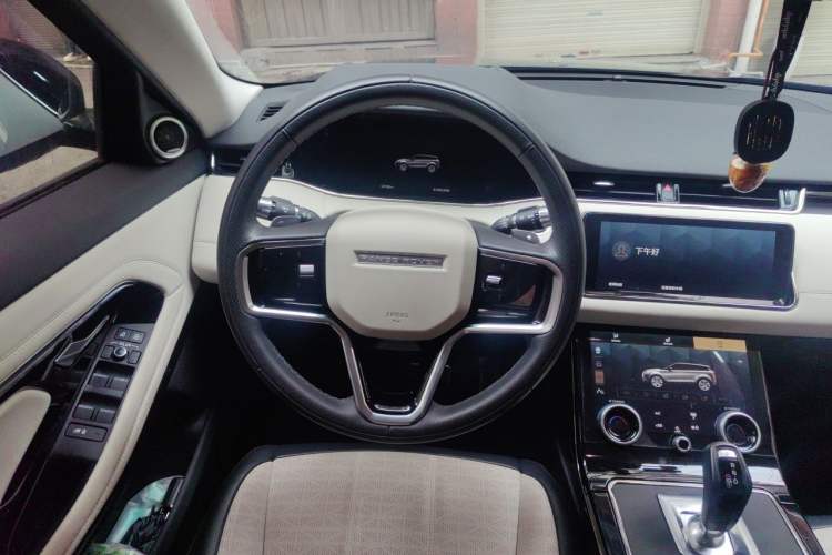 Used Land Rover Range Evoque 2021 Range Rover Velar L 249PS R-Dynamic First Edition Steering Wheel