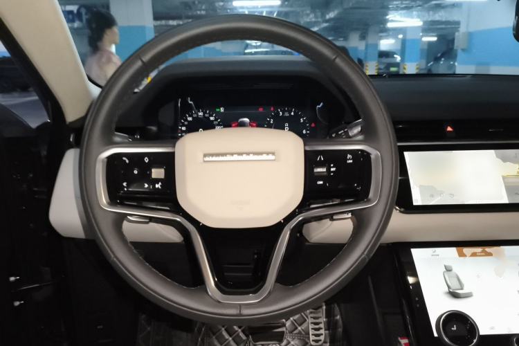 Used Land Rover Range Evoque 2021 Range Rover Velar L 249PS R-Dynamic First Edition Steering Wheel