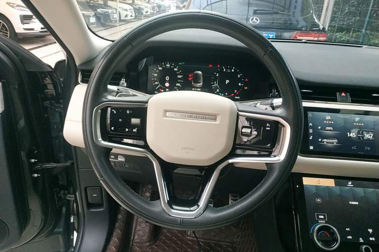 Used Land Rover Range Evoque 2021 Range Rover Velar L 249PS R-Dynamic First Edition Steering Wheel