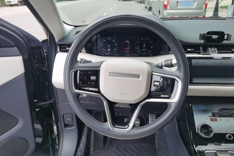 Used Land Rover Range Evoque 2021 Range Rover Velar L 249PS R-Dynamic First Edition Steering Wheel