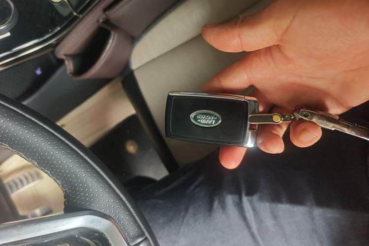 Used Land Rover Range Evoque 2021 Range Rover Velar L 249PS R-Dynamic First Edition Vehicle Key
