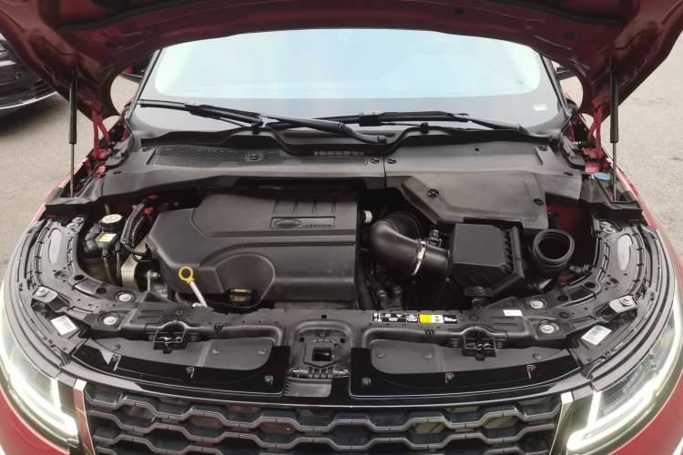 Used Land Rover Range Evoque 2021 Range Rover Velar 249 PS R-Dynamic S Performance Edition Engine Bay