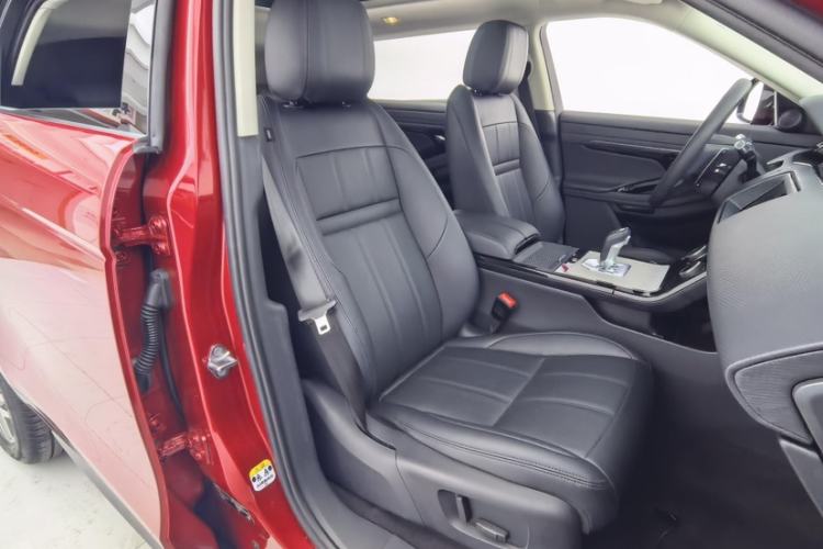 Used Land Rover Range Evoque 2021 Range Rover Velar 249 PS R-Dynamic S Performance Edition Interior 6