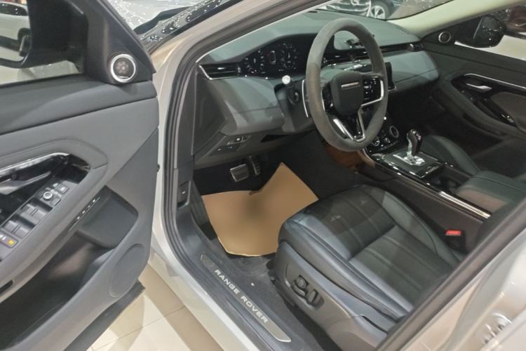 Used Land Rover Range Evoque 2021 Range Rover Velar 249 PS R-Dynamic S Performance Edition Driver Seat