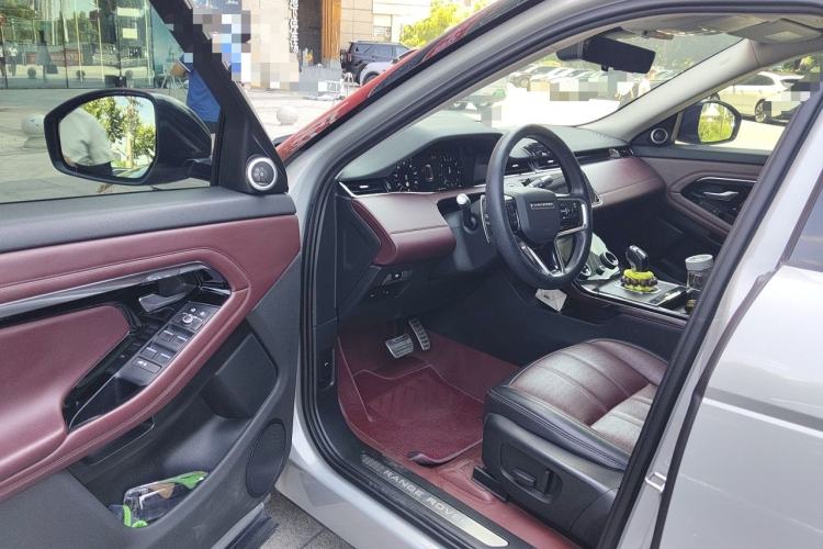 Used Land Rover Range Evoque 2021 Range Rover Velar L 249PS R-Dynamic First Edition Driver Seat