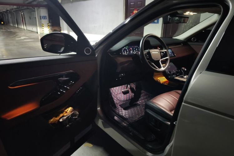 Used Land Rover Range Evoque 2021 Range Rover L 249 PS R-Dynamic SE Luxury Edition Driver Seat