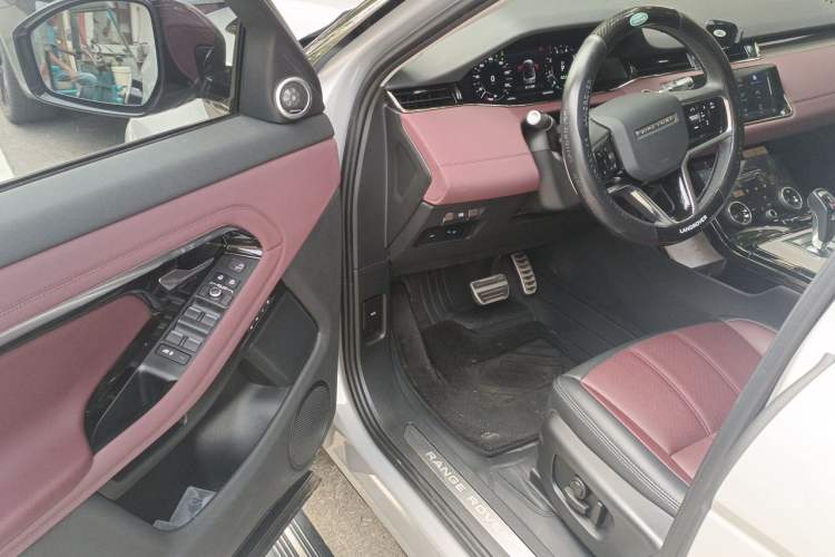 Used Land Rover Range Evoque 2021 Range Rover L 249 PS R-Dynamic SE Luxury Edition Driver Seat