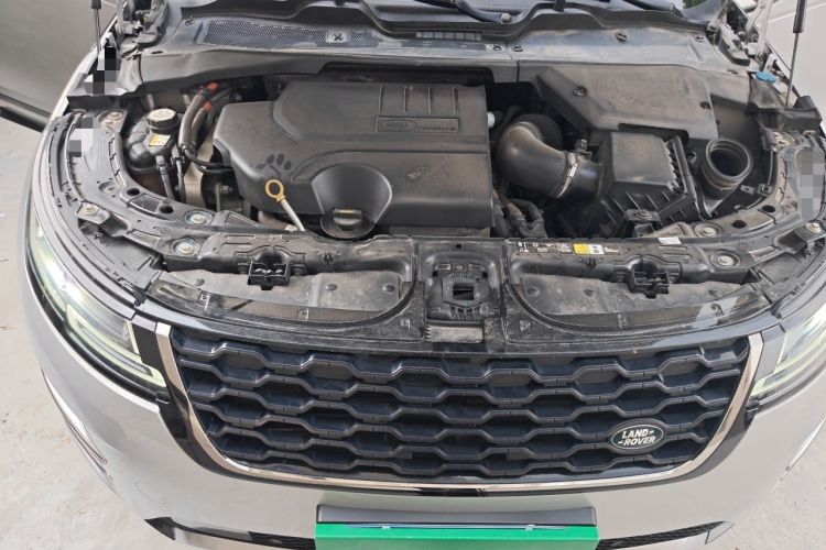Used Land Rover Range Evoque 2021 Range Rover Velar L 249PS R-Dynamic First Edition Engine Bay