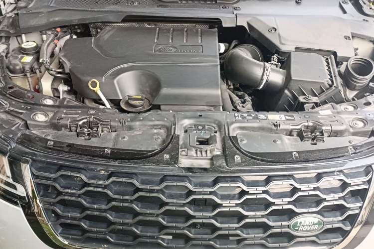 Used Land Rover Range Evoque 2021 Range Rover L 249 PS R-Dynamic SE Luxury Edition Engine Bay