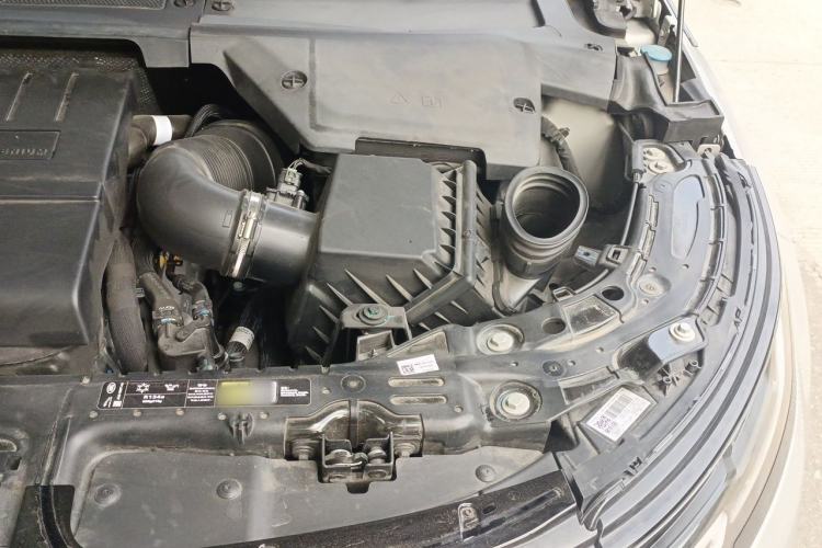Used Land Rover Range Evoque 2021 Range Rover L 249 PS R-Dynamic SE Luxury Edition Engine Bay Left