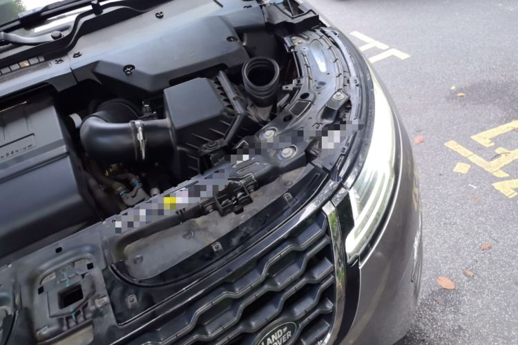 Used Land Rover Range Evoque 2021 Range Rover Velar 249 PS R-Dynamic S Performance Edition Engine Bay Left