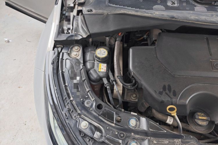 Used Land Rover Range Evoque 2021 Range Rover Velar L 249PS R-Dynamic First Edition Engine Bay Right