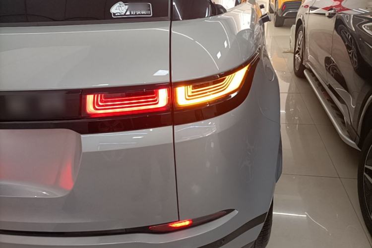 Used Land Rover Range Evoque 2021 Range Rover Velar 249 PS R-Dynamic S Performance Edition Exterior 3