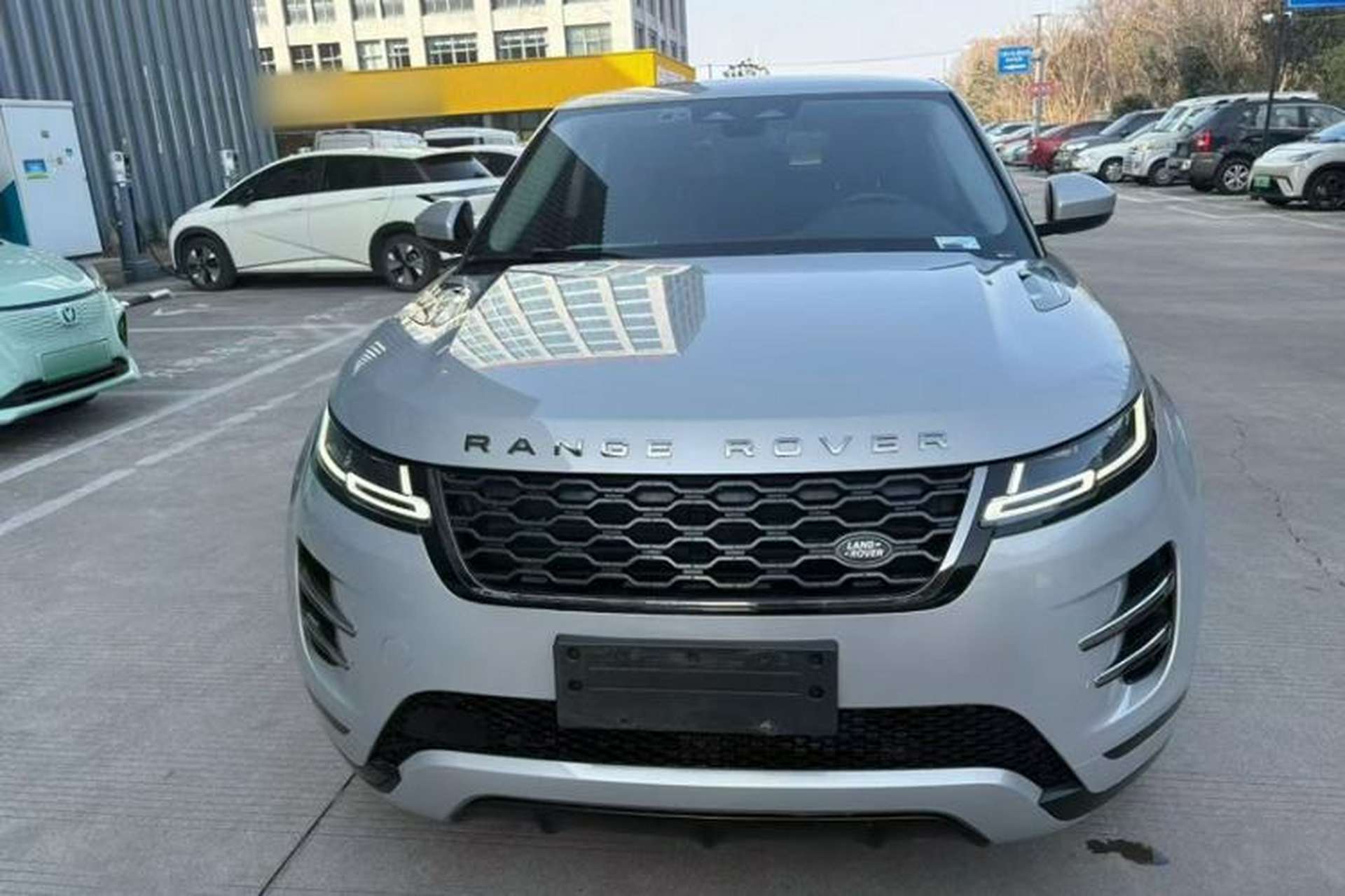 Used Land Rover Range Evoque 2021 Range Rover Velar 249 PS R-Dynamic S Performance Edition Exterior 8