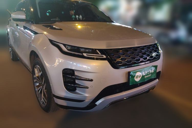 Used Land Rover Range Evoque 2021 Range Rover L 249 PS R-Dynamic SE Luxury Edition Front Right 45 Deg