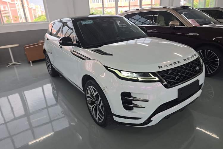 Used Land Rover Range Evoque 2021 Range Rover Velar 249 PS R-Dynamic S Performance Edition Front Right 45 Deg