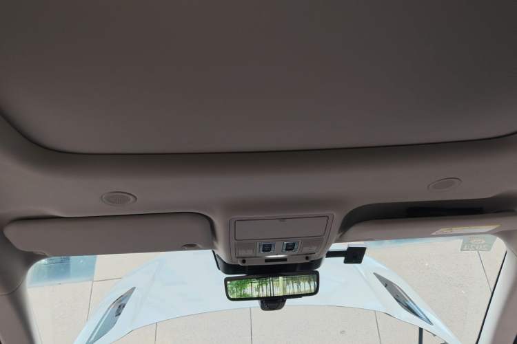 Used Land Rover Range Evoque 2021 Range Rover Velar L 249PS R-Dynamic First Edition Headliner