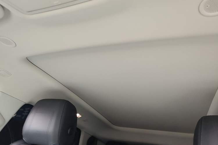 Used Land Rover Range Evoque 2021 Range Rover Velar L 249PS R-Dynamic First Edition Headliner