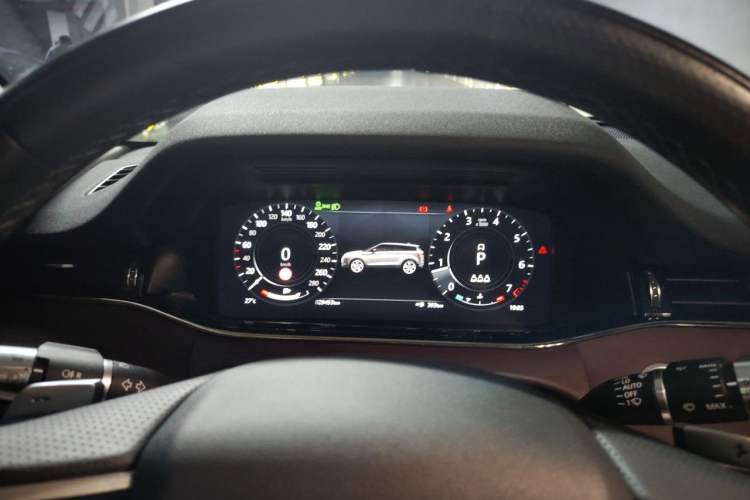 Used Land Rover Range Evoque 2021 Range Rover L 249 PS R-Dynamic SE Luxury Edition Instrument Cluster