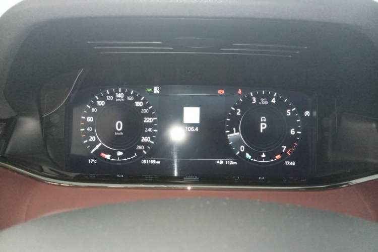 Used Land Rover Range Evoque 2021 Range Rover Velar 249 PS R-Dynamic S Performance Edition Instrument Cluster