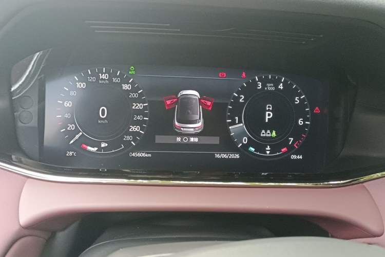 Used Land Rover Range Evoque 2021 Range Rover L 249 PS R-Dynamic SE Luxury Edition Instrument Cluster