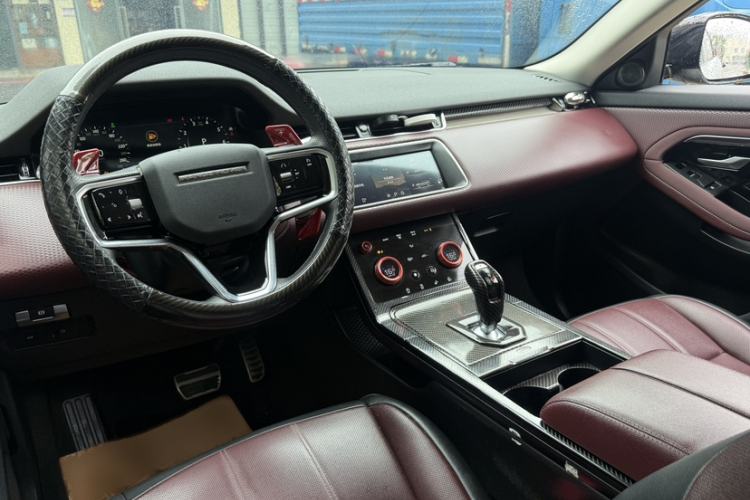 Used Land Rover Range Evoque 2021 Range Rover Velar 249 PS R-Dynamic HSE Luxury Edition Interior 5