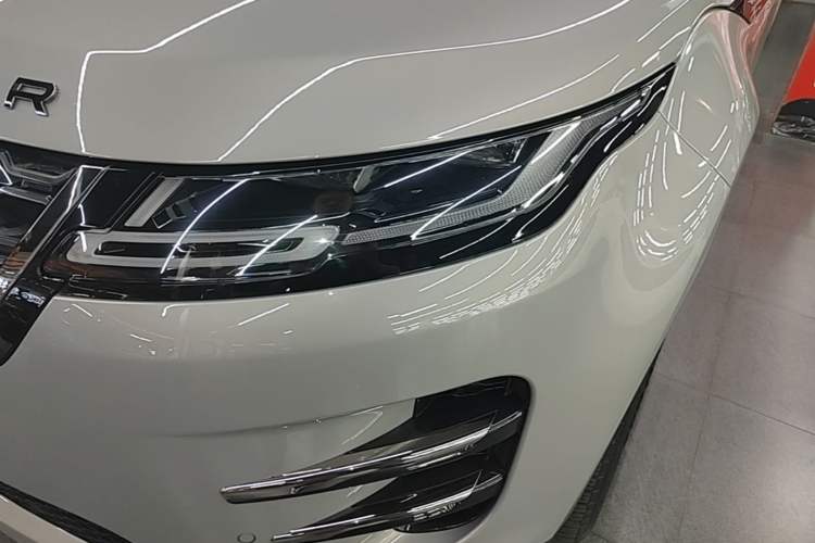 Used Land Rover Range Evoque 2021 Range Rover Velar L 249PS R-Dynamic First Edition Left Front Headlight