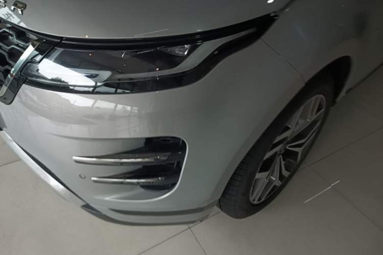 Used Land Rover Range Evoque 2021 Range Rover Velar 249 PS R-Dynamic HSE Luxury Edition Left Front Headlight