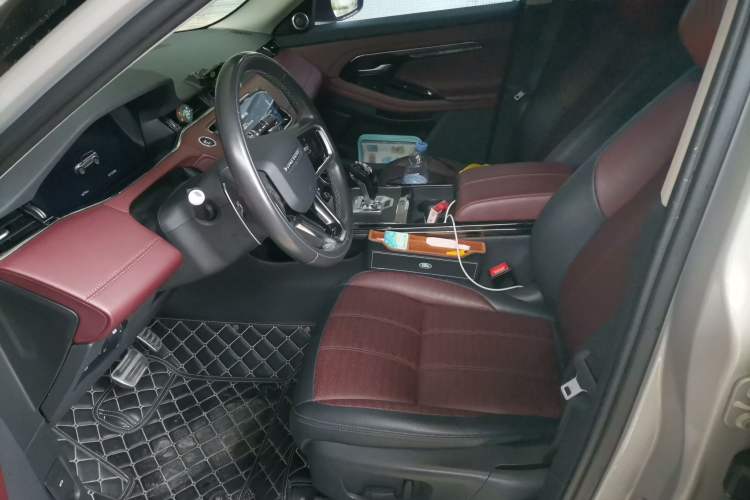 Used Land Rover Range Evoque 2021 Range Rover Velar L 249PS R-Dynamic First Edition Left Front Seat
