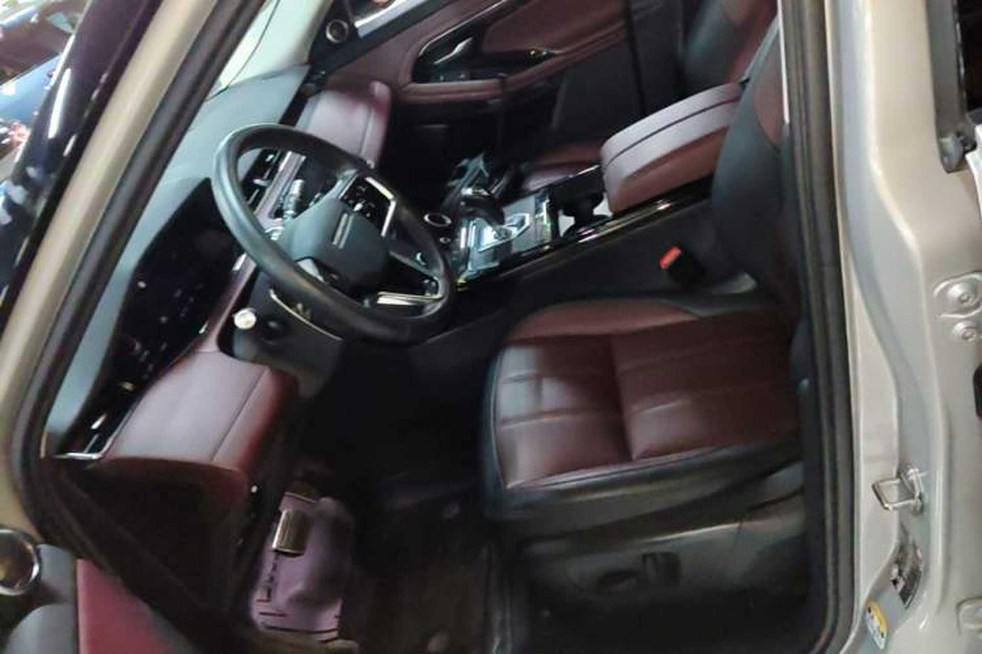 Used Land Rover Range Evoque 2021 Range Rover Velar L 249PS R-Dynamic First Edition Left Front Seat