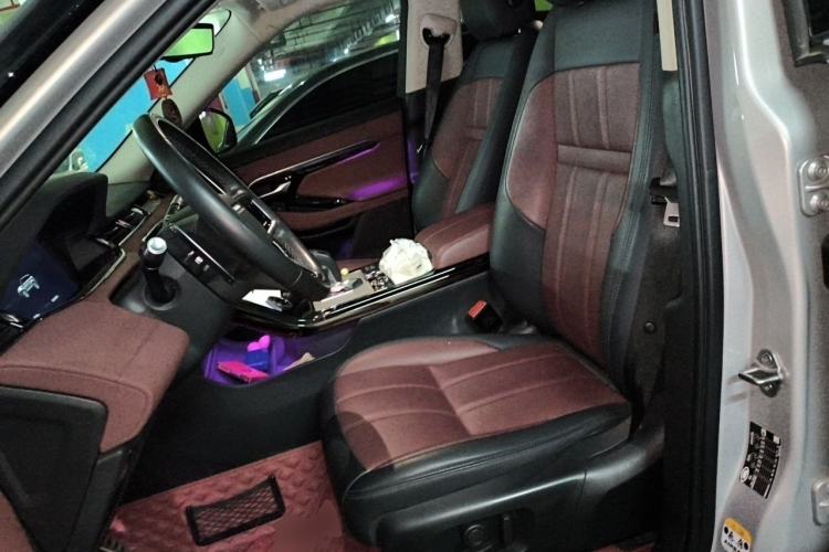 Used Land Rover Range Evoque 2021 Range Rover L 249 PS R-Dynamic SE Luxury Edition Left Front Seat