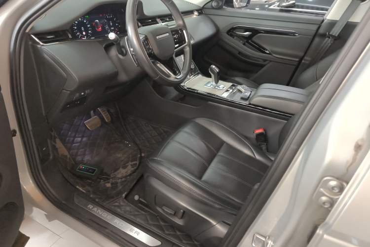 Used Land Rover Range Evoque 2021 Range Rover Velar 249 PS R-Dynamic S Performance Edition Left Front Seat