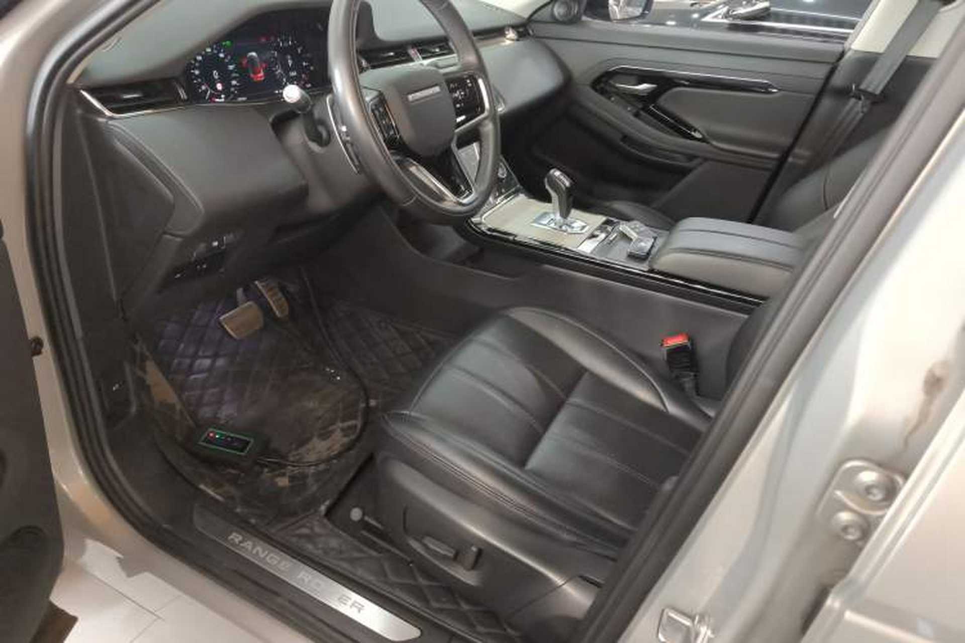 Used Land Rover Range Evoque 2021 Range Rover Velar 249 PS R-Dynamic S Performance Edition Left Front Seat