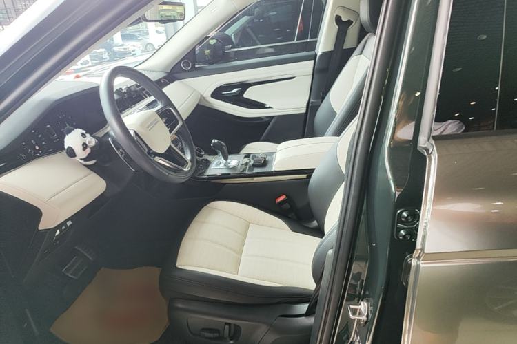 Used Land Rover Range Evoque 2021 Range Rover Velar L 249PS R-Dynamic First Edition Left Front Seat