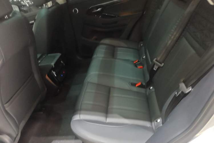 Used Land Rover Range Evoque 2021 Range Rover Velar 249 PS R-Dynamic S Performance Edition Left Rear Seat