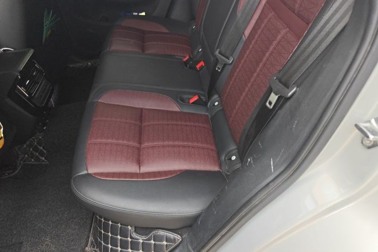 Used Land Rover Range Evoque 2021 Range Rover Velar L 249PS R-Dynamic First Edition Left Rear Seat
