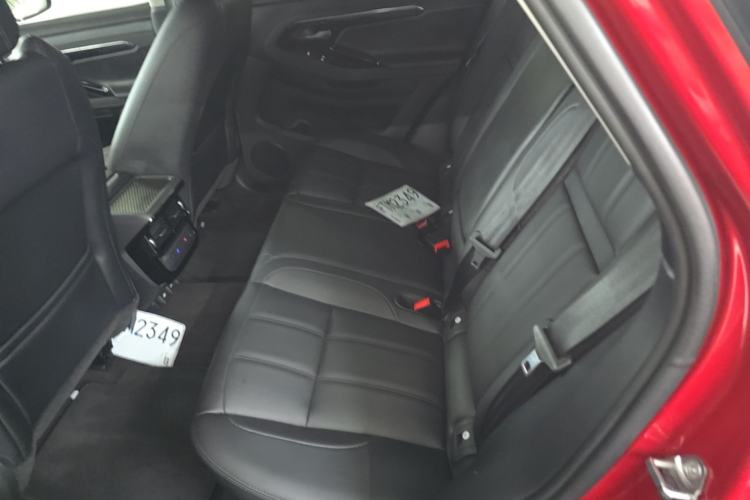 Used Land Rover Range Evoque 2021 Range Rover Velar 249 PS R-Dynamic S Performance Edition Left Rear Seat