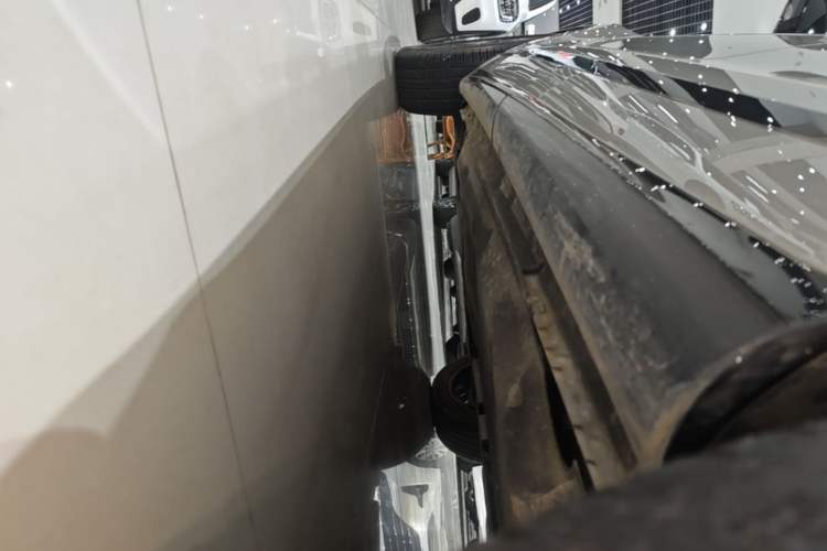 Used Land Rover Range Evoque 2021 Range Rover Velar 249 PS R-Dynamic S Performance Edition Left Side Sill