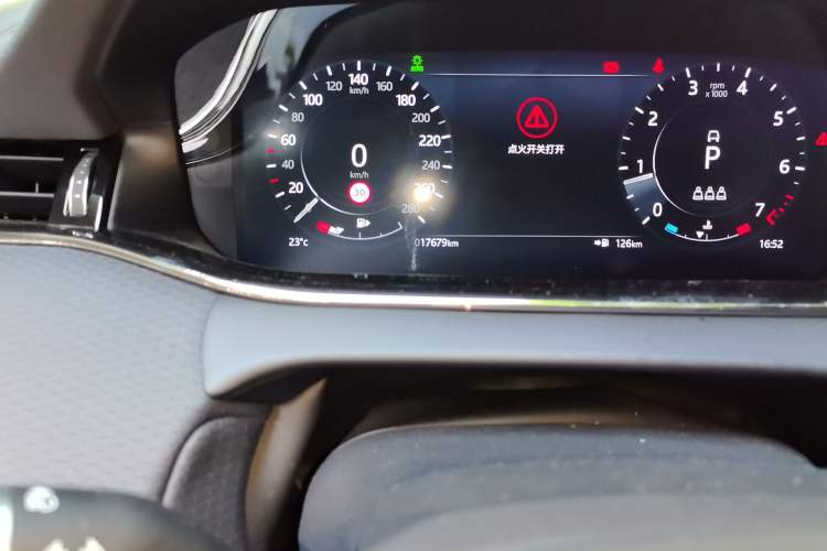 Used Land Rover Range Evoque 2021 Range Rover Velar 249 PS R-Dynamic S Performance Edition Odometer Close Up