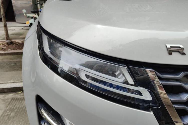 Used Land Rover Range Evoque 2021 Range Rover L 249 PS R-Dynamic SE Luxury Edition Right Front Headlight
