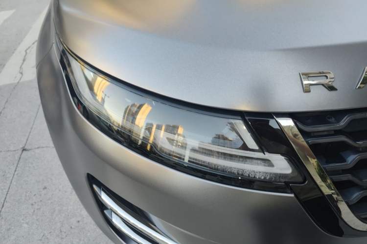 Used Land Rover Range Evoque 2021 Range Rover L 249 PS R-Dynamic SE Luxury Edition Right Front Headlight