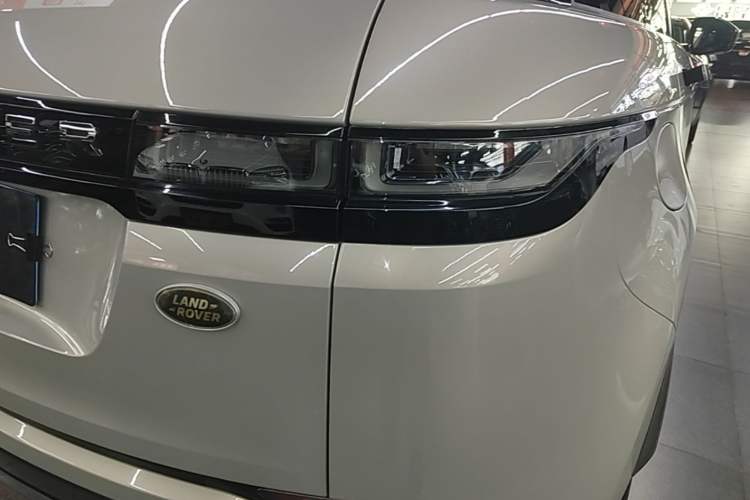 Used Land Rover Range Evoque 2021 Range Rover Velar L 249PS R-Dynamic First Edition Right Rear Taillight